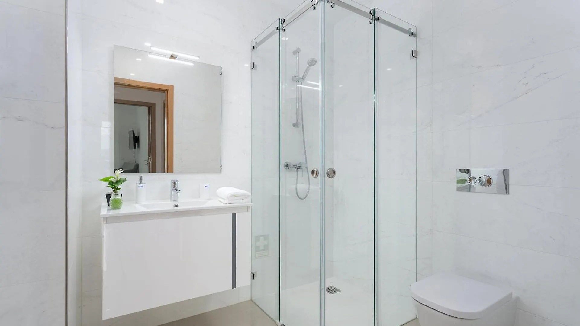 Bright Modern Seaside Apartment Lagos