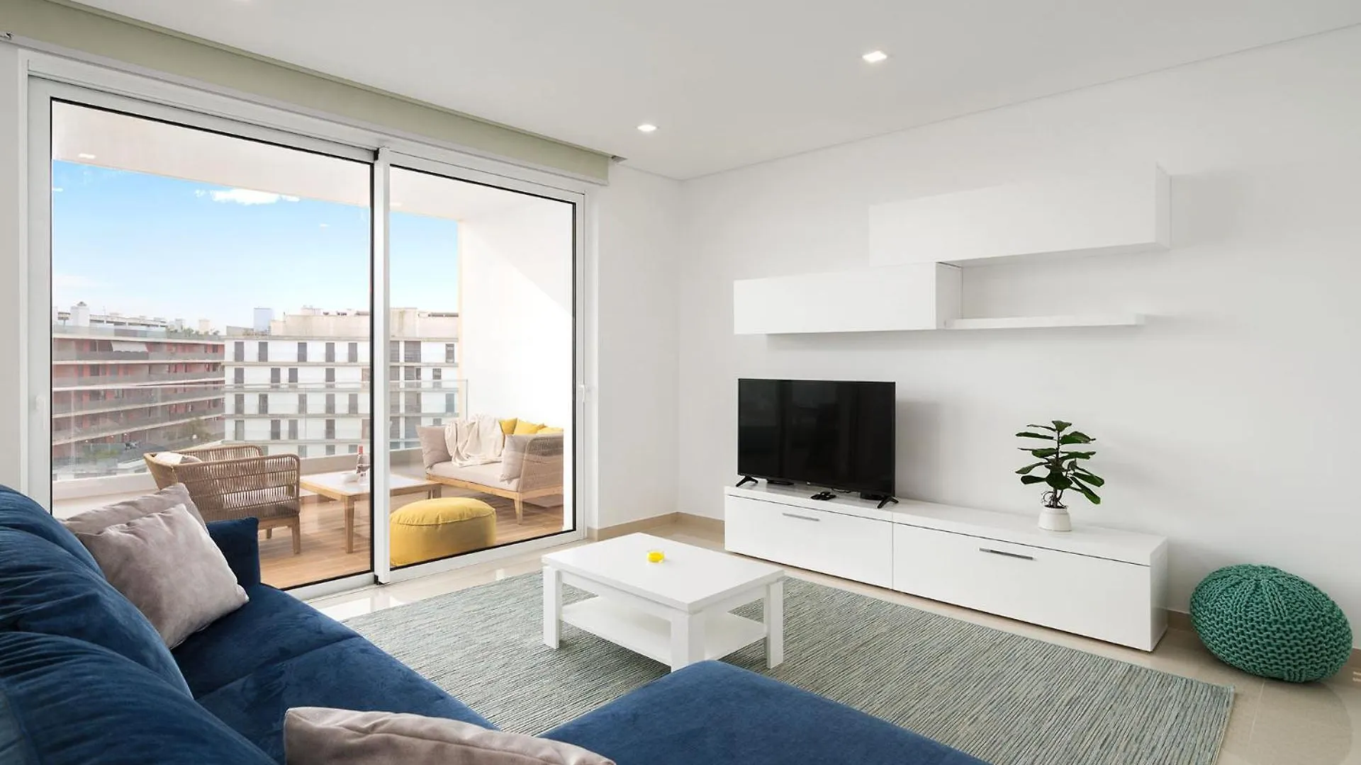 Bright Modern Seaside Apartment Lagos